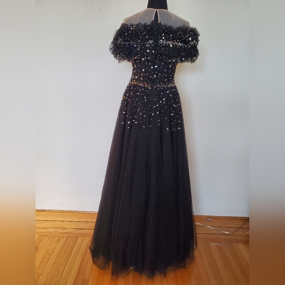 Jenny Packham Evening Gown BRAND NEW with tags. - Picture 10 of 12